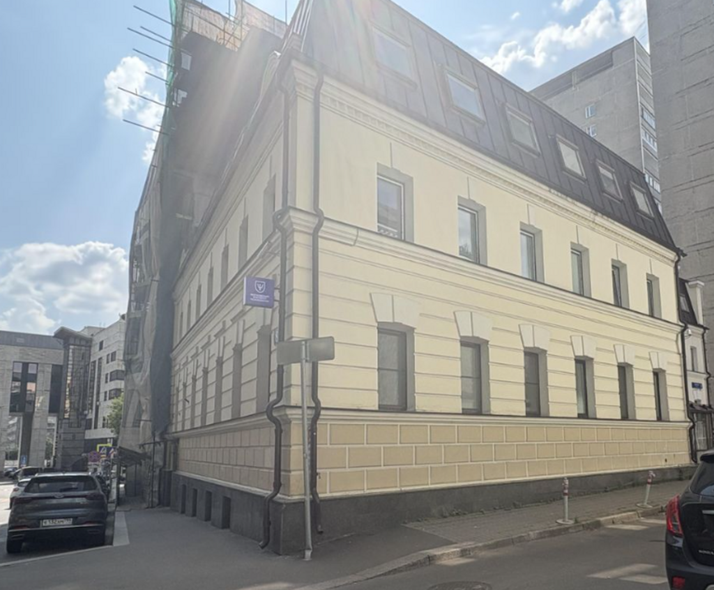 Докучаев 8